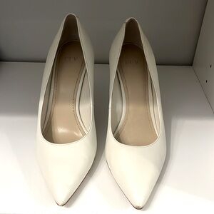 PLV leather cream Heels, size 8, excellent condition